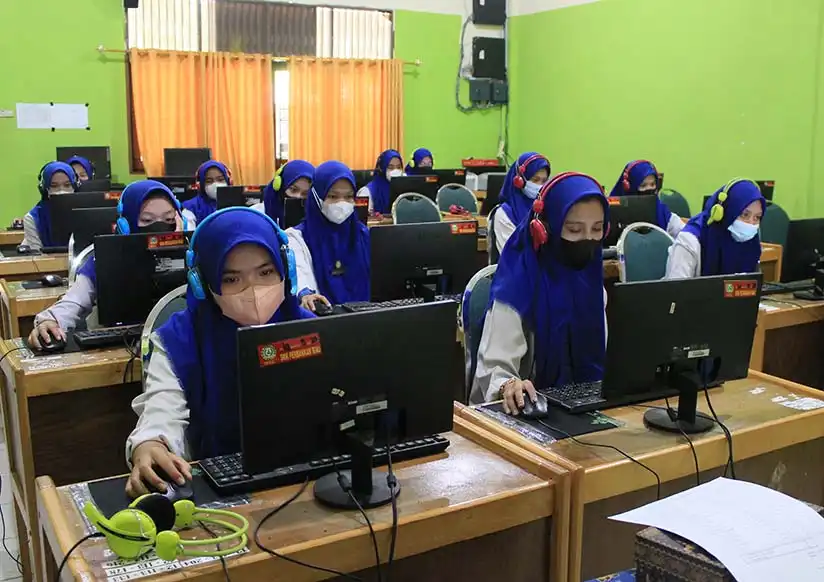 Test TOEFL Prediction Berbasis CAT