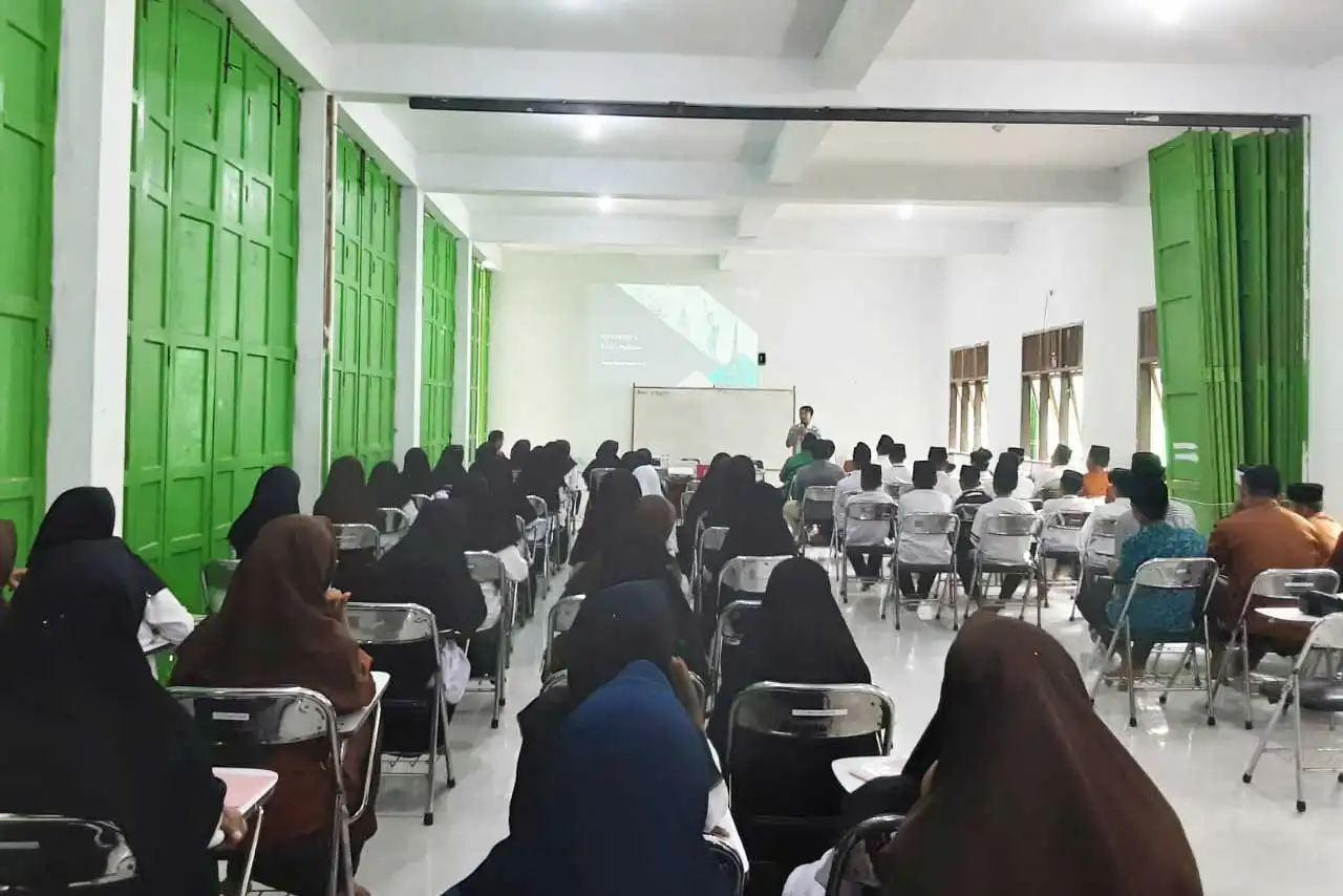 Workshop dan tes TOEFL Prediction Pesantren Al Mujtahadah